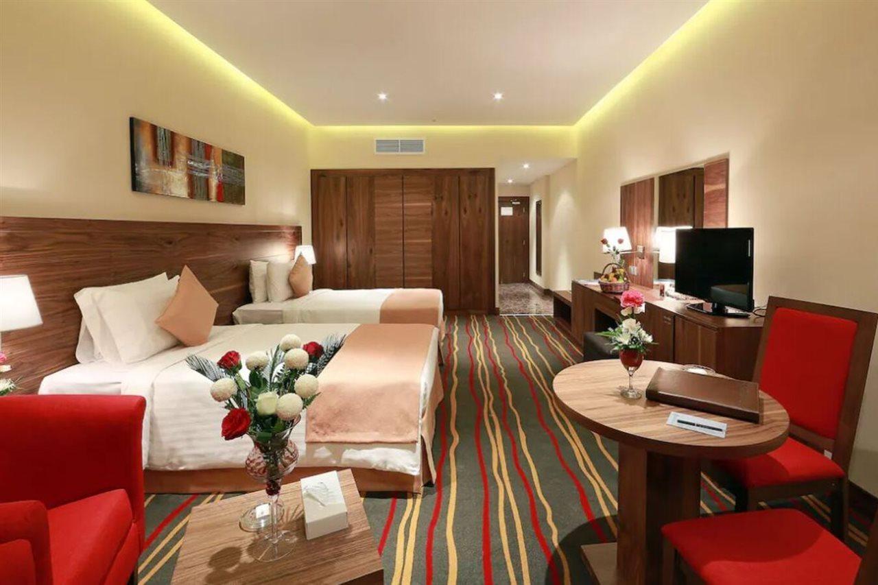 Al Khaleej Palace Deira Hotel Дубай Екстериор снимка